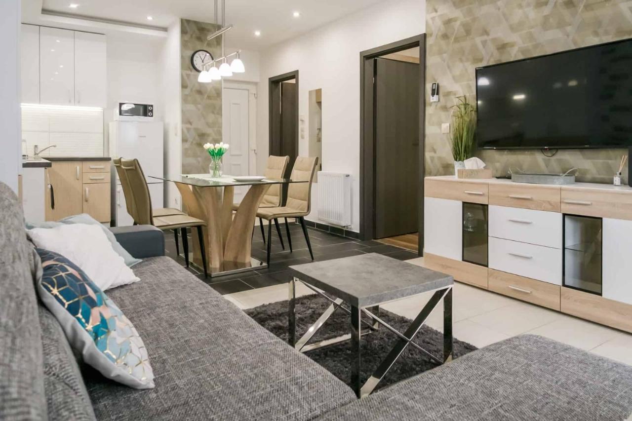 Devai-Lux Apartman Sárvár Eksteriør billede