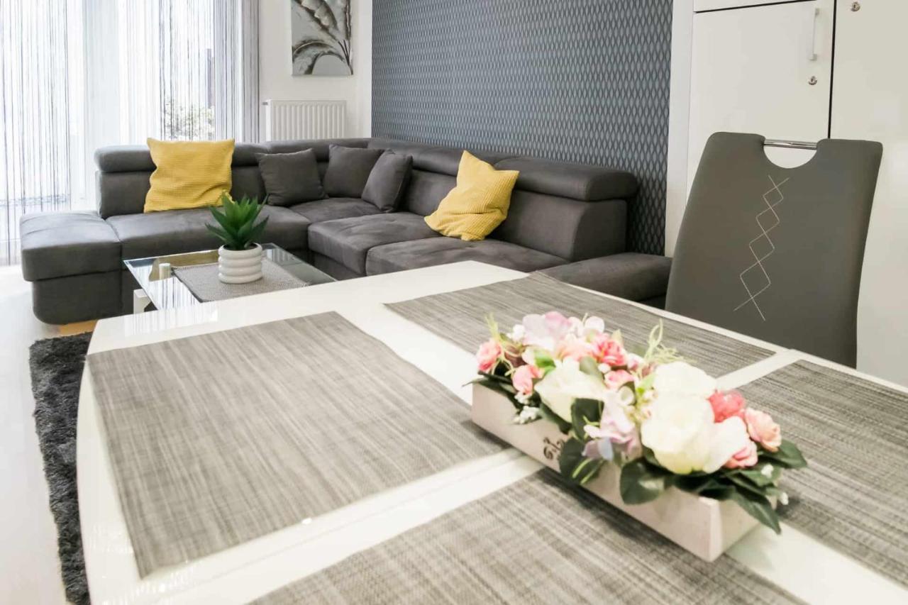 Devai-Lux Apartman Sárvár Eksteriør billede