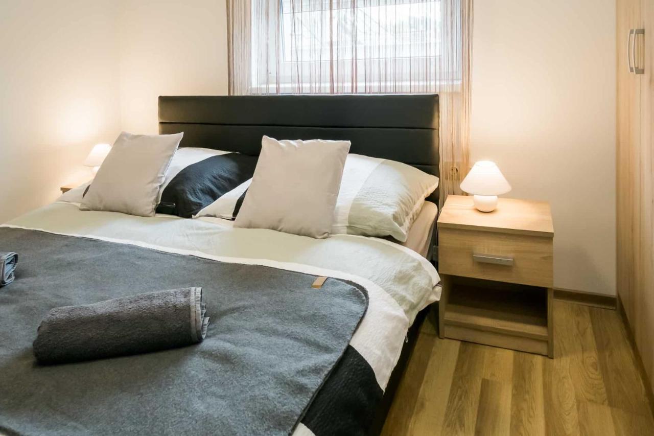 Devai-Lux Apartman Sárvár Eksteriør billede